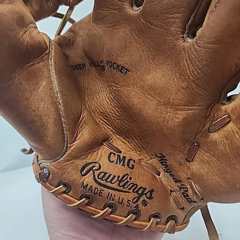 Vtg Rawlings CMG‎ Baseball Glove Mitt RHT rare glove